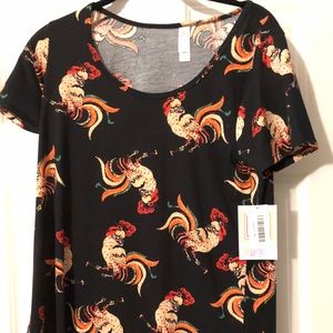 NWT XS LuLaRoe Classic T!